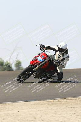 media/Sep-20-2025-TrackDaz (Sat) [[27f0cde673]]/B Group/1120am (Turn 2)/